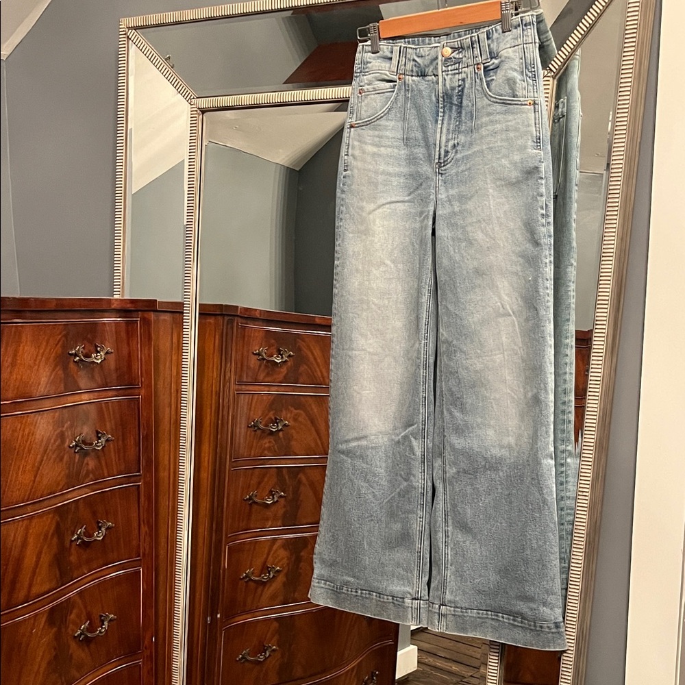 pistola Light Blue Wide Leg High-Rise Jeans